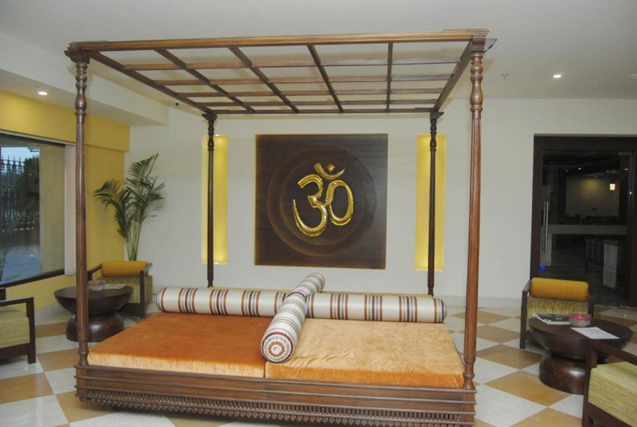 Hotel Abigail Goradia'S Ширди Экстерьер фото