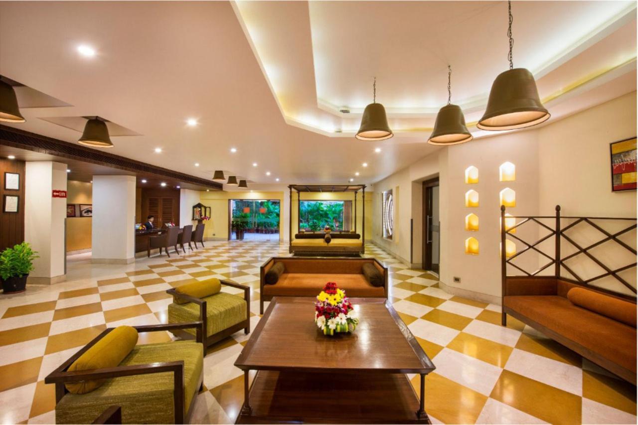 Hotel Abigail Goradia'S Ширди Экстерьер фото