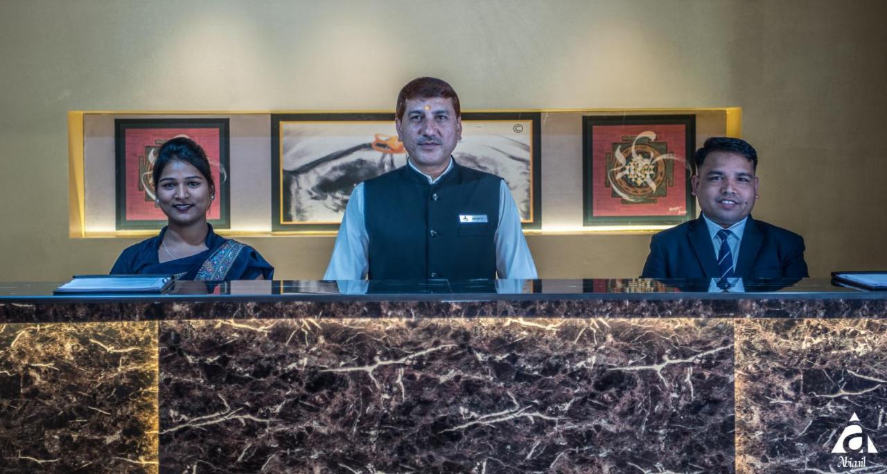 Hotel Abigail Goradia'S Ширди Экстерьер фото